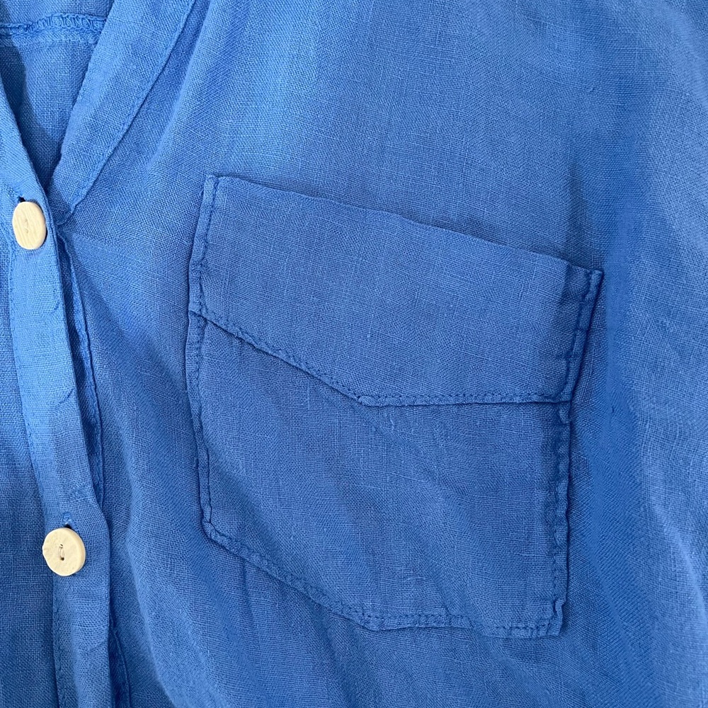 Zara Rayon Button Up Top - Picture 2 of 4
